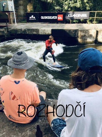 rozhodčí