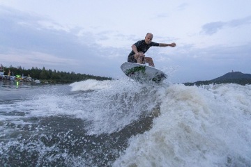 borec na konec Honza Bartovský