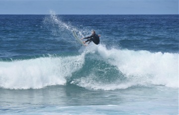 Owes, Las Americas, jižní swell